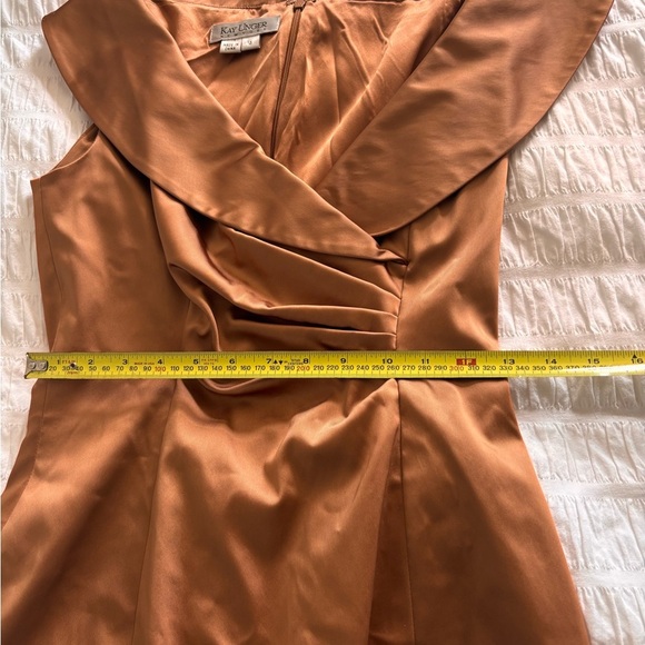 Kay Unger Bronze Ruched Midi Dress - Picture 4 of 9